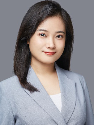 杨雅婷.jpg